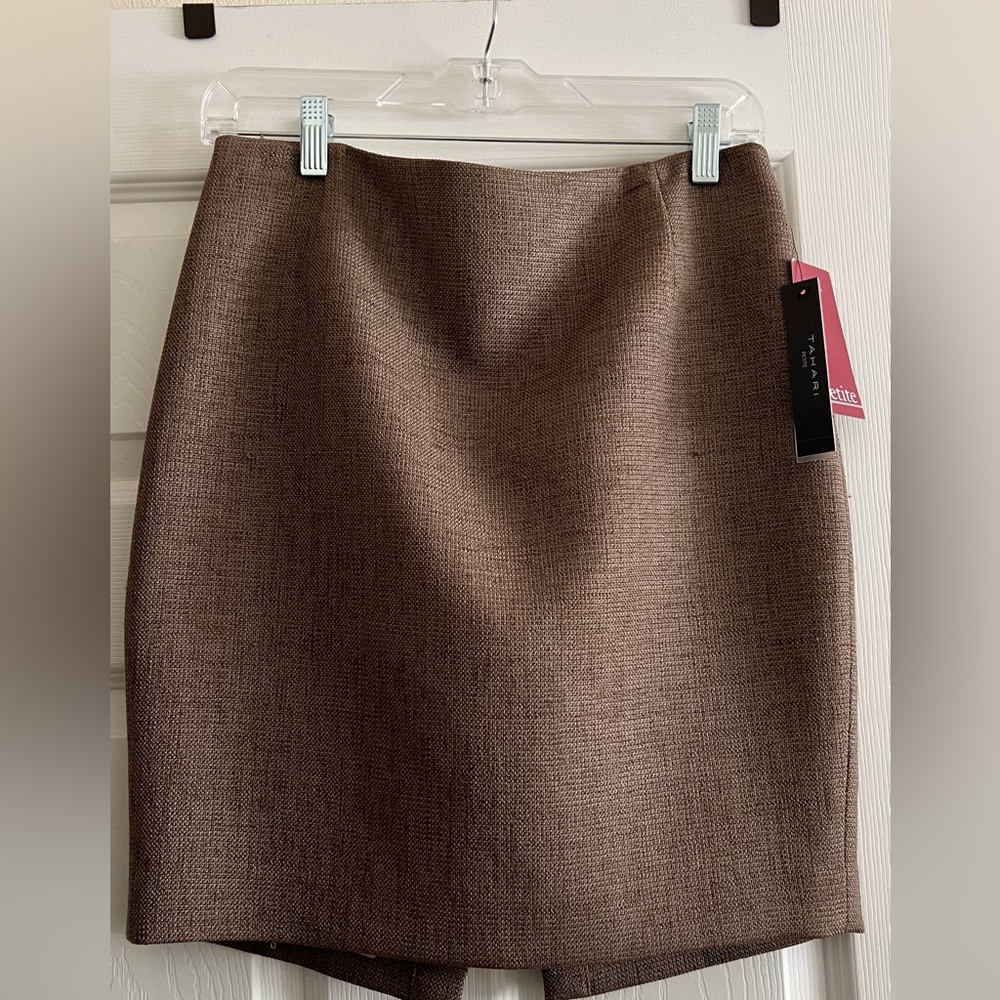 Tahari skirt